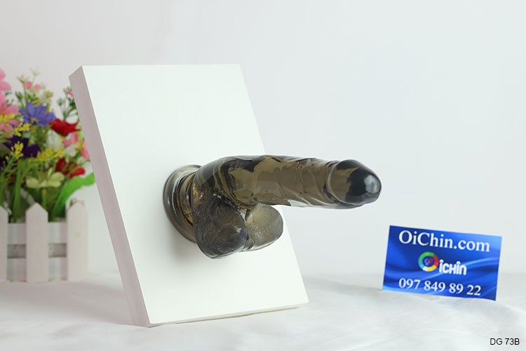 Dương vật giả silicone đen mềm mịn gắn tường size nhỏ