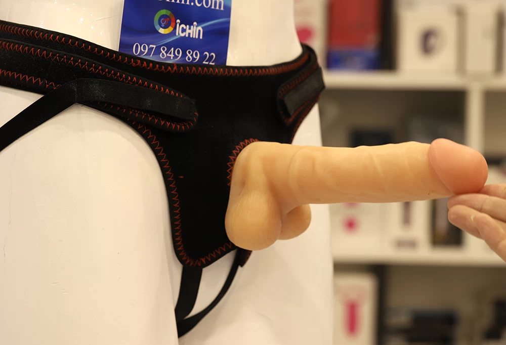 Lovetoy Easy Strapon 7 inch dương vật giả dây đeo cho Les cao cấp