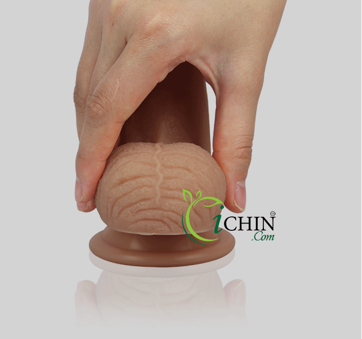 Lovetoy Natural Cock dương vật giả silicon mềm mịn có đế hít Lovetoy Natural Cock dương vật giả silicon mềm mịn có đế hít