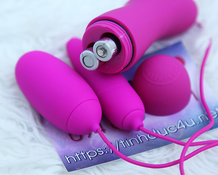 Pretty Love Irma hai đầu silicon mềm mịn rung cực mạnh pin AAA