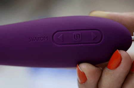 Svakom Amy 2 silicon y tế pin sạc rung cong tiện dụng dễ dùng