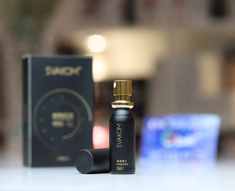 Xịt kéo dài Svakom Miracle Men tự nhiên hiệu quả