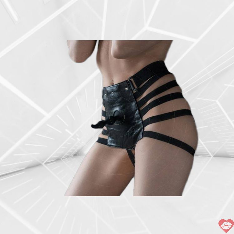 Strapon Plug Đít Lola Games Đen Nóng Bỏng Dã Man 