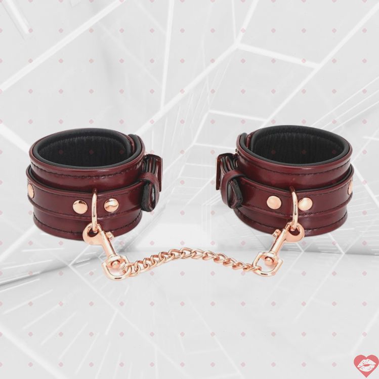 Còng Chân Da Trâu Liebe Seele Đỏ Rượu Quyến Rũ Nâng Tầm 