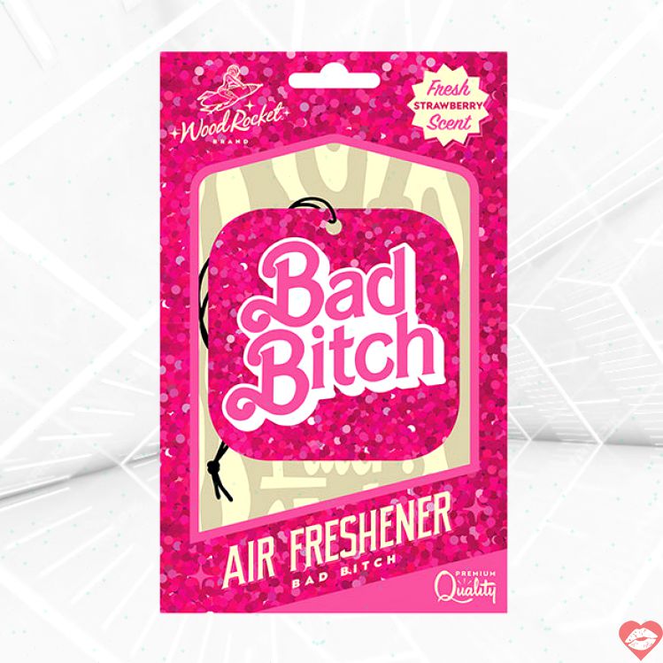 Wood Rocket Bad Bitch Xịt Dâu Khử Mùi Ngọt Ngào 